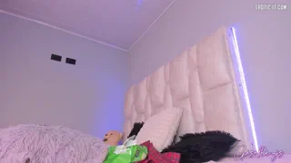 Preview at 00:49