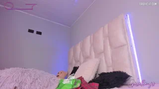 Preview at 00:44